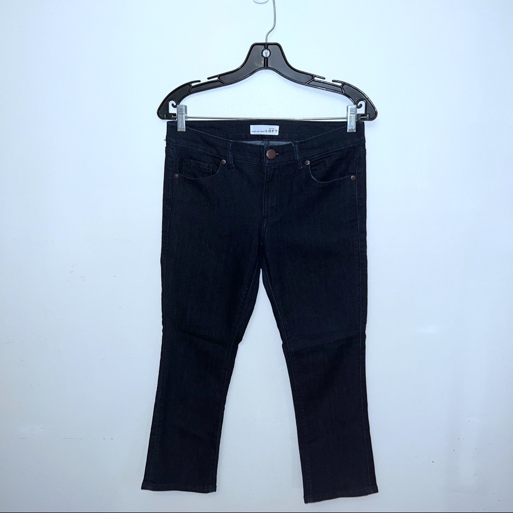 EUC Ann Taylor LOFT Dark Wash Modern Kick Crop Size 26P